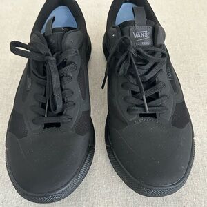 Vans UltraRange EXO Black Sneakers – Men’s Size